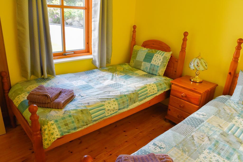 Achill Cottages Achill Sound Exteriör bild